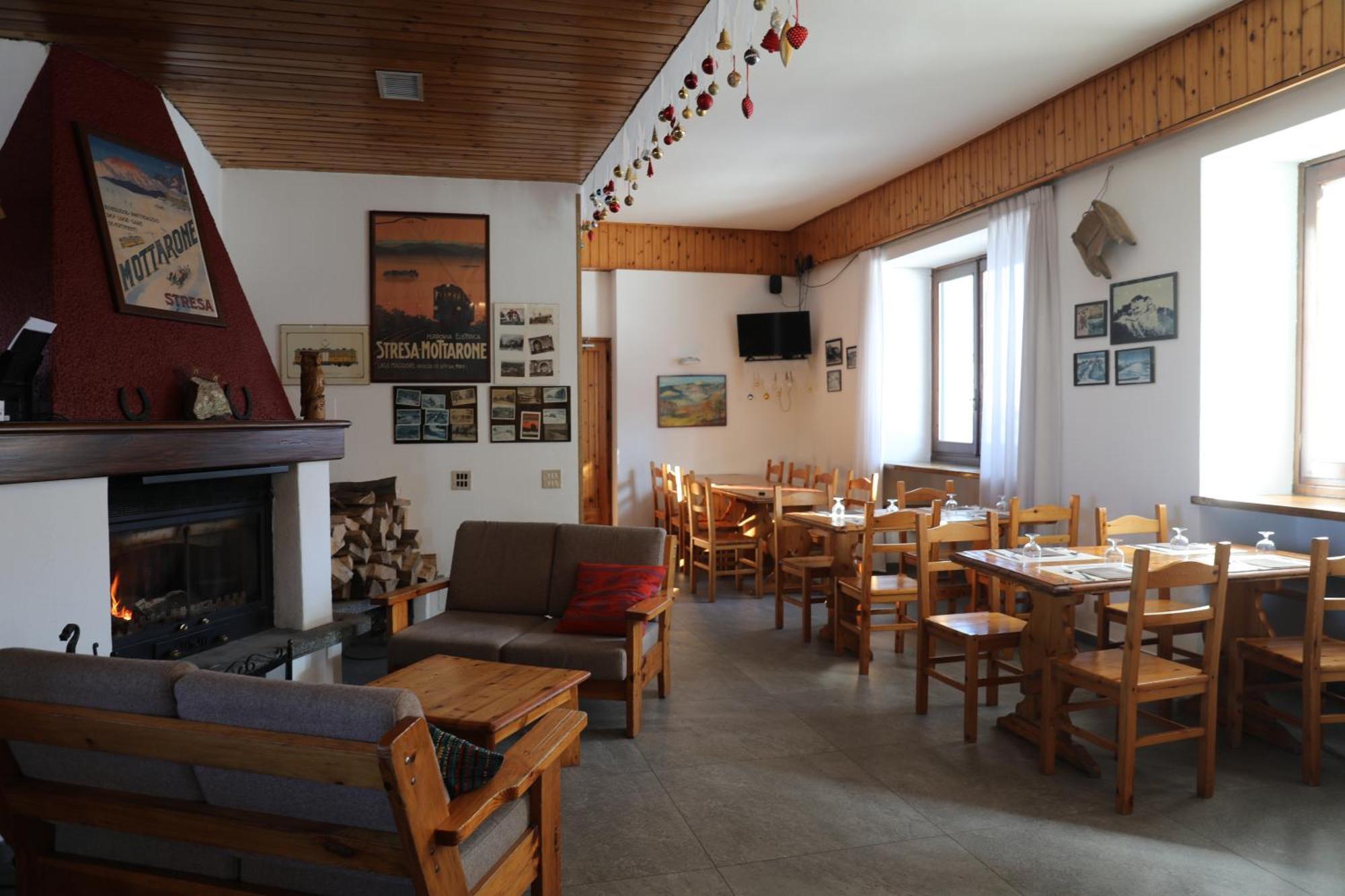Albergo Casa Della Neve Стреза Экстерьер фото